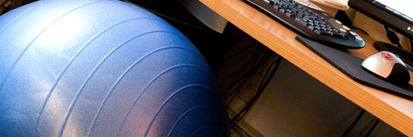 Exercise At Your Desk: 9 Ideas For Stretching, Muscle-Strengthening & Short Bursts Of Cardio