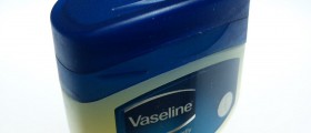 10 Nifty Uses For Vaseline