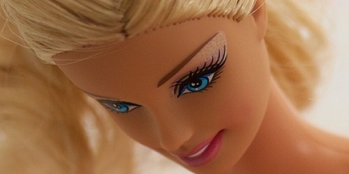 Women Think Skinny Equals Happiness