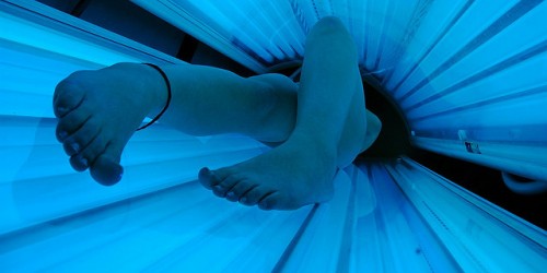 Tanning Beds and UV Rays Cause Addict-like Brain Changes