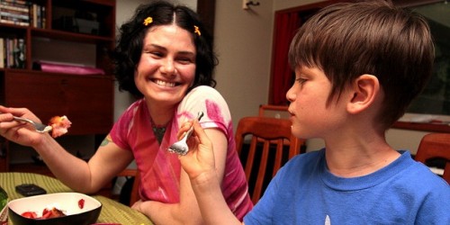 Women who are Speedy Eaters are Heavier than those who Savor Each Bite