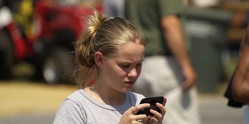 Cellphone Calls And Parent-Teenager Relations
