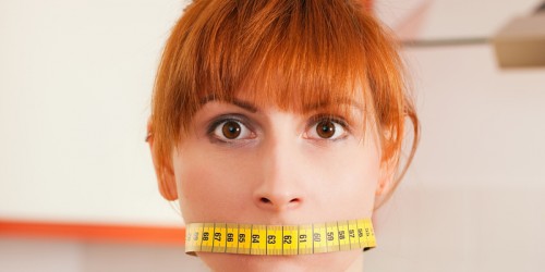 7 Warning Signs And Symptoms You Are Suffering From An Eating Disorder