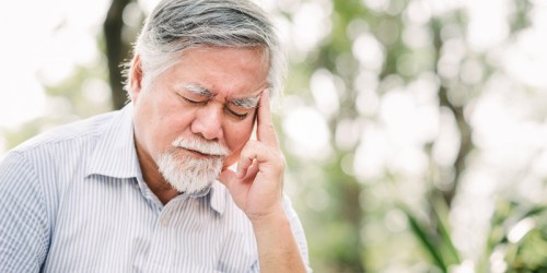 8 Early Warning Signs Of Alzheimer's Disease