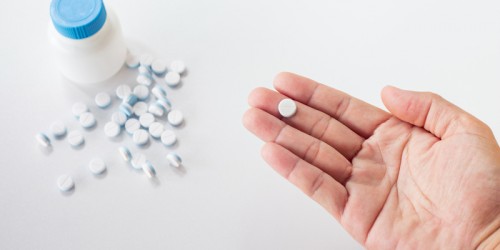 Tricyclic Antidepressant Guide: Uses, Side Effects And Precautions