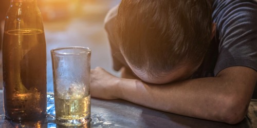 10 Warning Signs Of Alcoholism 