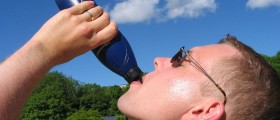 Dehydrated People More Likely To Be Overweight!