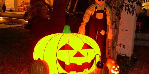 Keep Halloween Healthy This Year