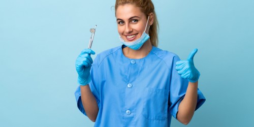 Can I Get Dental Implants On The Same Day I Get My Tooth Extracted?