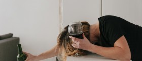 Drunkorexia: Where Alcohol Abuse And Eating Disorders Intersect