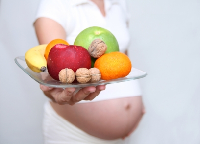 pregnant_eating.jpg