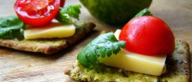 Meal Frequency: 3 Meals Vs. 6 Meals A Day