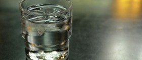 6 Ways To Get Your 8 Glasses Of Water Every Day