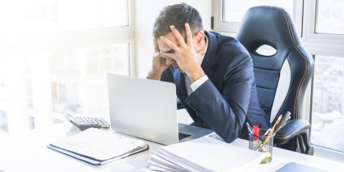 12 Ways Stress Might Lead To Gum Disease (Periodontitis)