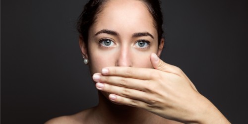 Are Bad Breath And A Bad Taste In The Mouth A Sign Of Gum Disease (Periodontitis)?