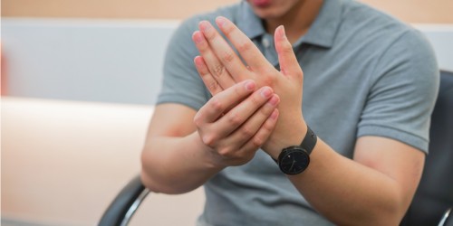 12 Things You Should Know About Managing Chronic Pain When Dealing with Multiple Sclerosis