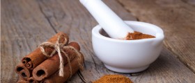 7 Herbs That Can Help Treat Your PCOS