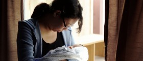 Working At Home With A Newborn: Is It Possible?