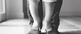 How Serious Is Hip Dysplasia In A Baby And Could It Delay Walking?