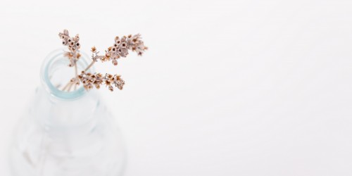 How to Use Aromatherapy for Nausea