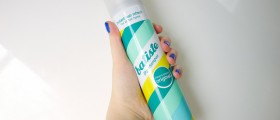 10 Awesome Dry Shampoo Hacks You've Never Heard Of