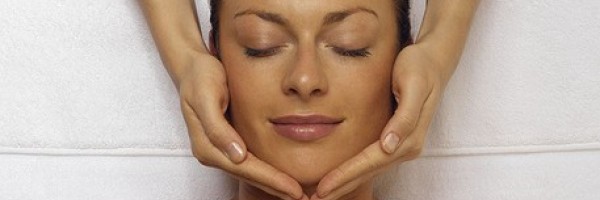 7 Non-Invasive And Non-Surgical Facial Cosmetic Procedures
