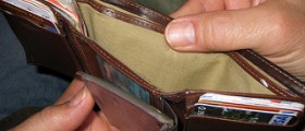 IVF Couples Under Financial Stress: Financial Crisis Rises IVF Treatment Costs