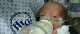Premature babies should be given milk earlier?