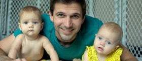 Giving birth to twins naturally