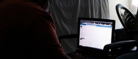 Signs of internet addiction disorder