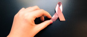 Mother, 17, dies of cancer 12 days after giving birth