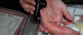 Mom gives birth after 22 years of infertility