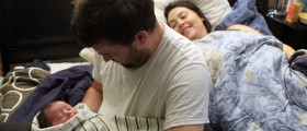 What is natural childbirth?