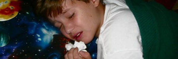 Should you keep your kids home when they have a cold?