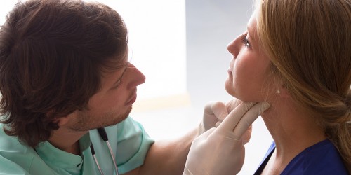 Mobile Medical Apps to Practice Clinical Cases