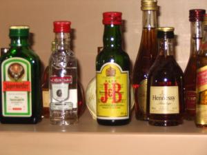 Alcohol withdrawal symptoms