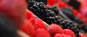 4 Best And Worst Anti-Aging Foods