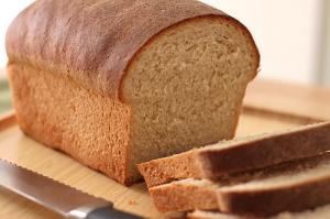 Calories in wheat bread
