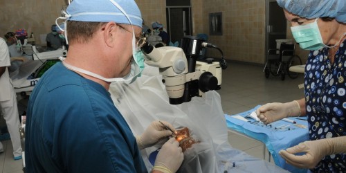 What Is It Like to Have Cataract Surgery?