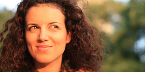 How To Tame Curly Hair