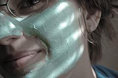 Dry skin mask