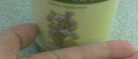 Flaxseed oil and acne