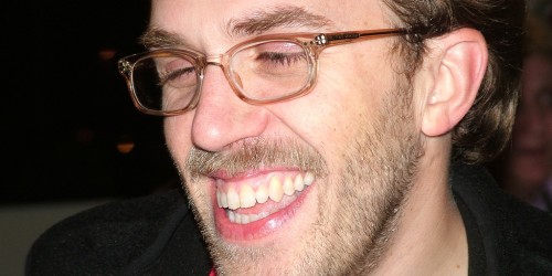 Warning Signs Of Gum Disease: What Should You Be Looking For?