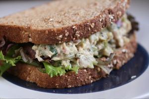 Healthy tuna salad