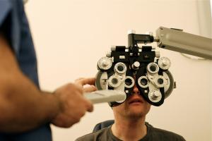 Laser eye surgery for astigmatism