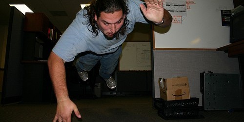 10 Office Workout Exercises You Can Do Secretly