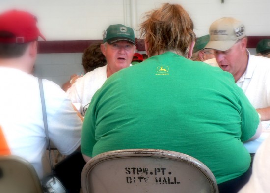 obese-person-behind.jpg