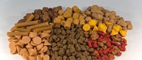 What types of treatment available for cholesterol ?